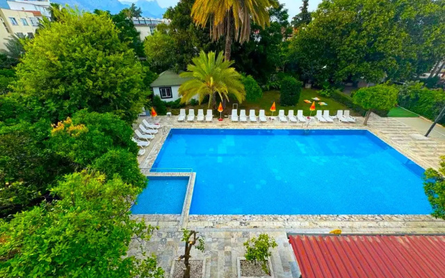 Отель La Muer City Kemer