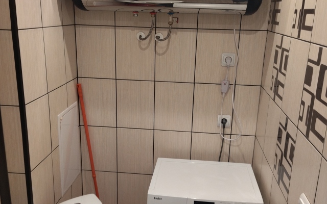 "Welcome Dobro Pozhalovat" Flat