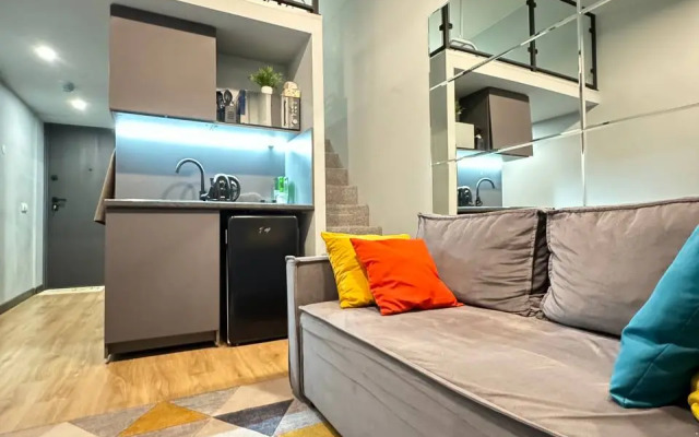 Dvukhurovnevye u metro Nagornaya Apartments