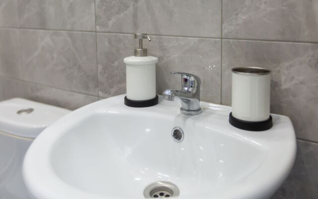 Апартаменты 9 Ночей на Карташова 31Б №3