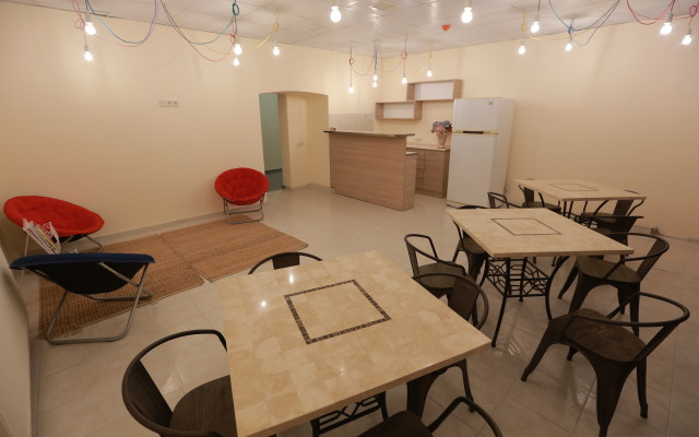 Midtown Hostel