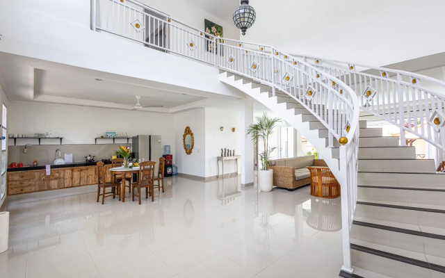 Chunga Changa Villa – Hotel Rooms – Kuta