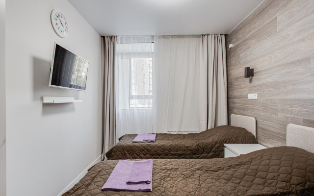 Bulvar Ejnshtejna 4 Apartments