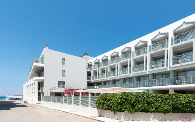 Alia Beach Hotel