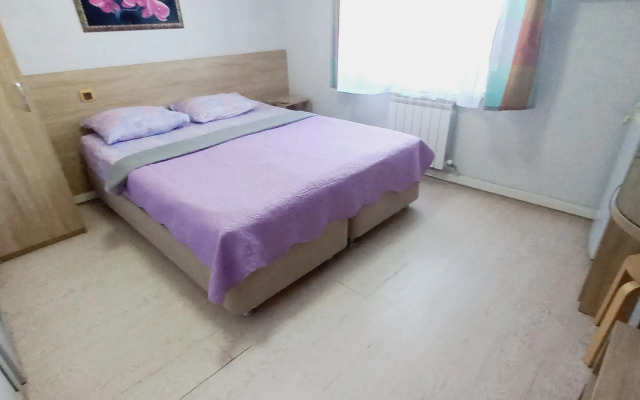 Na Gogolya 179 Living quarters