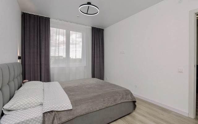 Odnokomnatnaya 50 M²  9/24 Etazh Flat