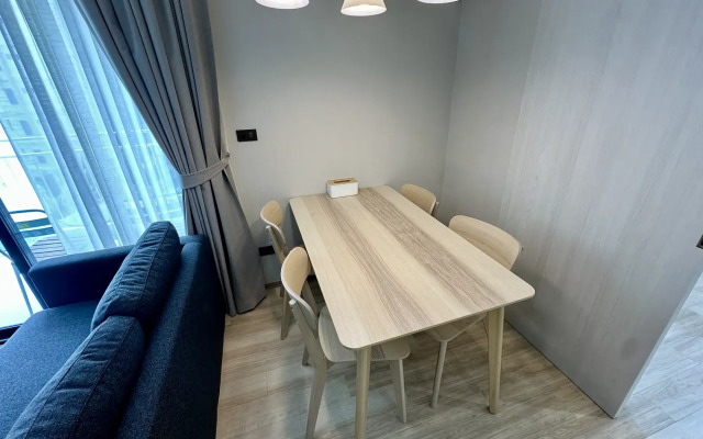 The Titie Halo1 Apartments