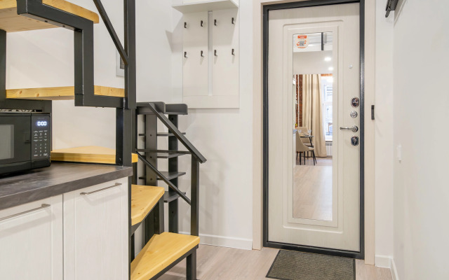 Квартира Светлая студия в старинном доме