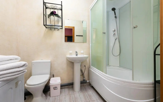 Квартира Этажидейли евродвушка с балконом