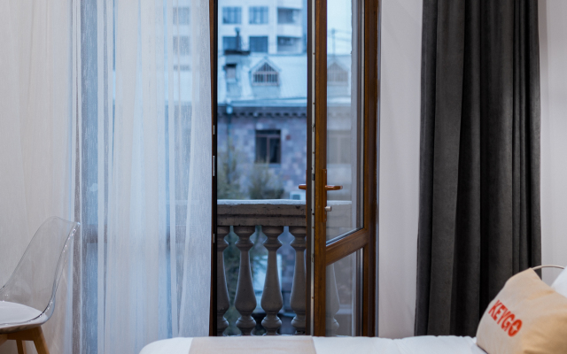 KeyGo #0033, Studio, Balcony, City Center Apartments