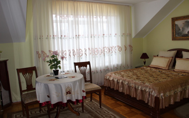 ViP Mini-Hotel