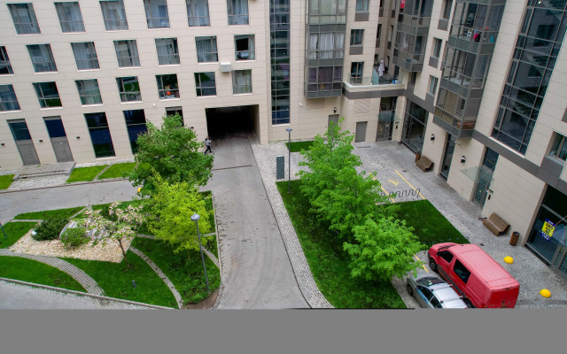 Marata S Potryasayuschim Vidom Apartments