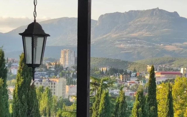 Shale U Morya Guest house