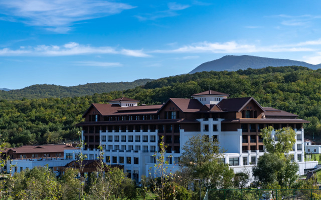 Shabran Wellbeing Resort