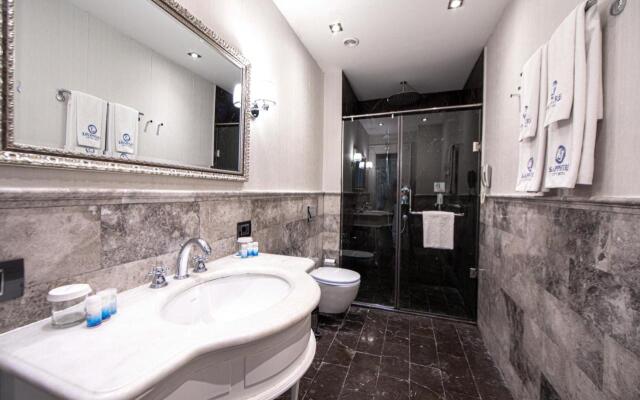Sapphire City Hotel