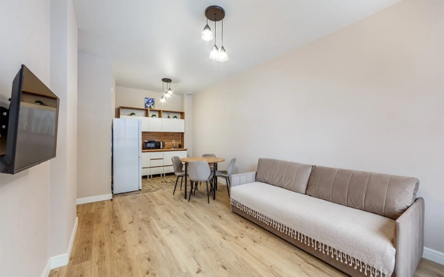 2-k. v Zerkal'nom dome vozle metro Prokshino Flat