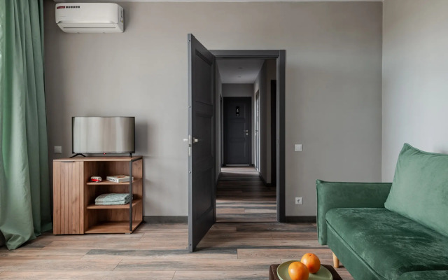 Dvukhkomnatnyye V Molzhaninovo U Aeroporta Apartments