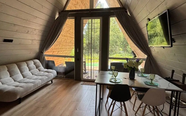 Частный дом Хижина Лешего