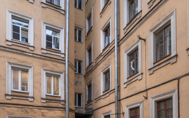 Квартира Двухкомнатная с Дизайнерским Ремонтом на Садовой