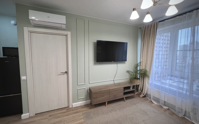 U Metro Bulvar Rokossovskogo Flat
