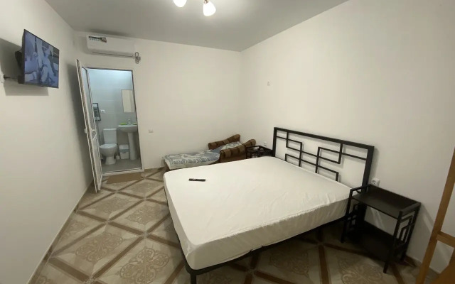 Damir Mini Hotel