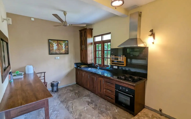 Green View Villa