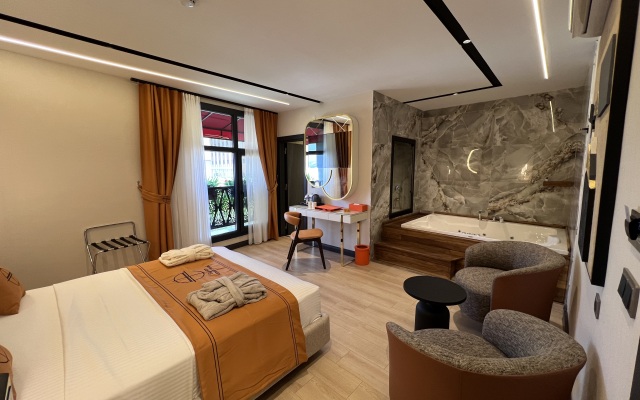 Hotel Elysian Airport
