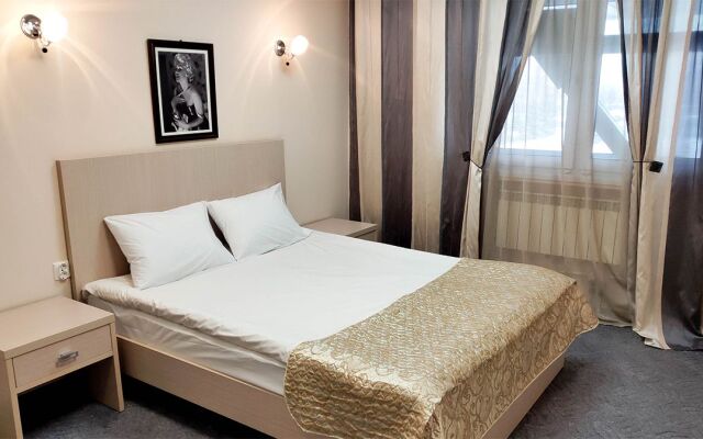 Smart Hotel KDO Tyumen' Hotel