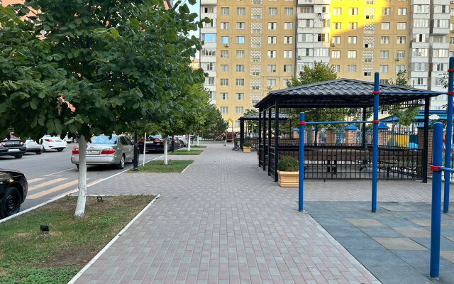 Apartaments ''Elenika'' V Tsentre Kaspiyska S Vidom Na Gory