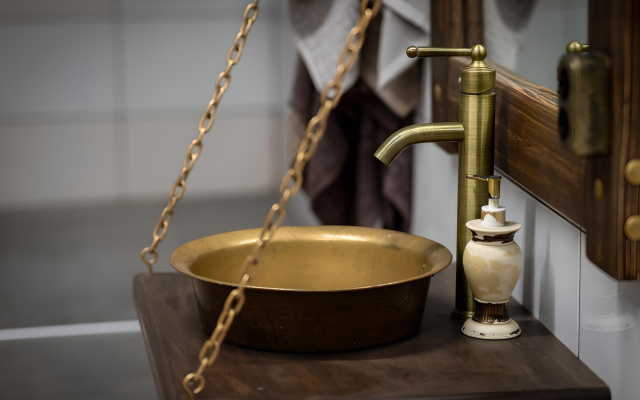 De Balzak Apartments