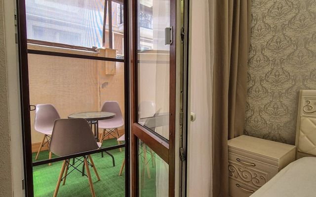 Квартира на улице Нижнеимеретинской, 143