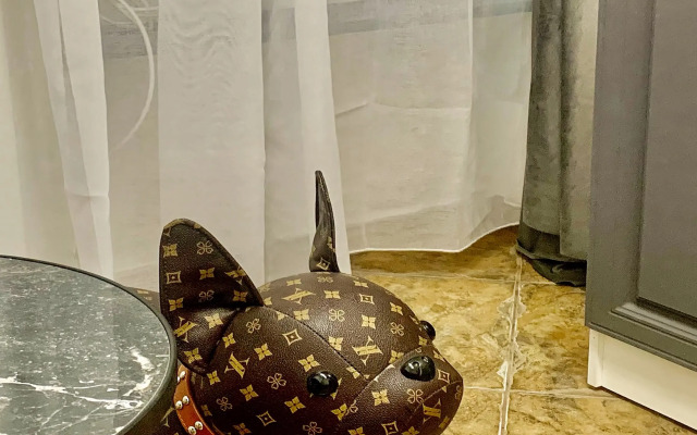 Апартаменты современные двухуровневые с джакузи в центре города