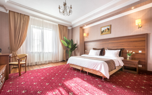 Hotel Theatre