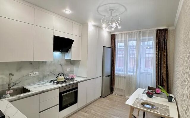 Komfortnaya Kofe S Molokom 1 etazh Flat