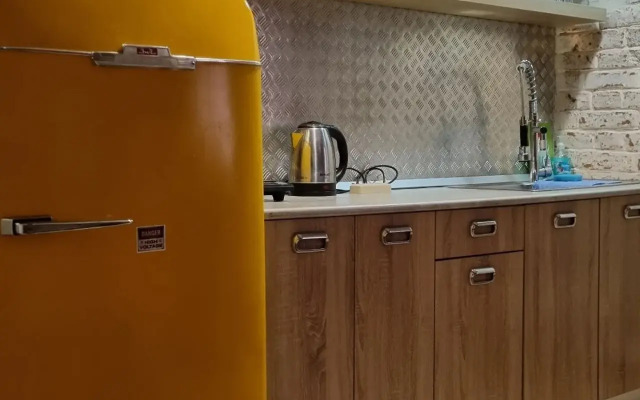 Red Studio Apartments