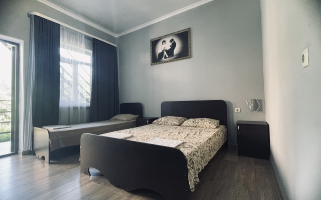 Lad Guest House