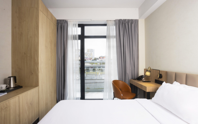 Cosmos Adler Hotel
