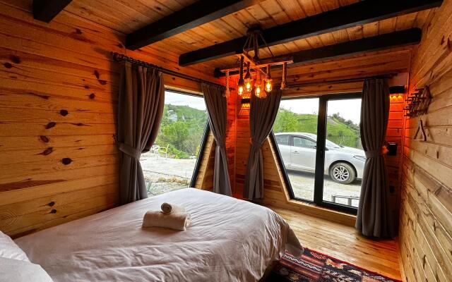 Paradise Valley Bungalow Chalet