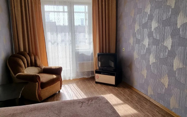 Квартира однокомнатная в 1 км от ТРЦ Планета