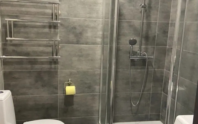 Квартира на Героев 18