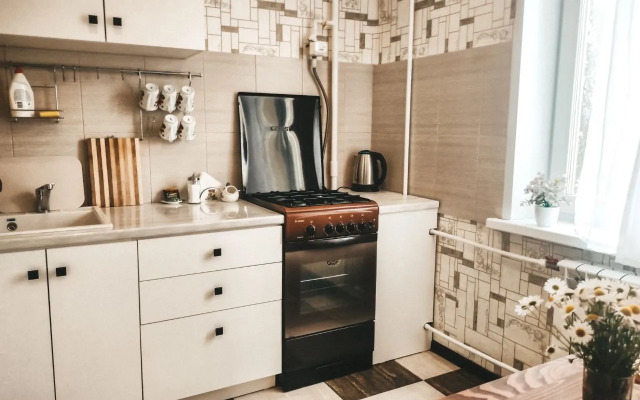 Квартира Уютная двухкомнатная