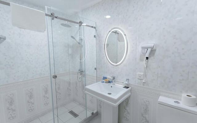 Royal Samarkand Hotel