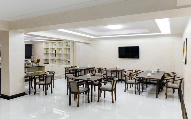 Ravan Hotel