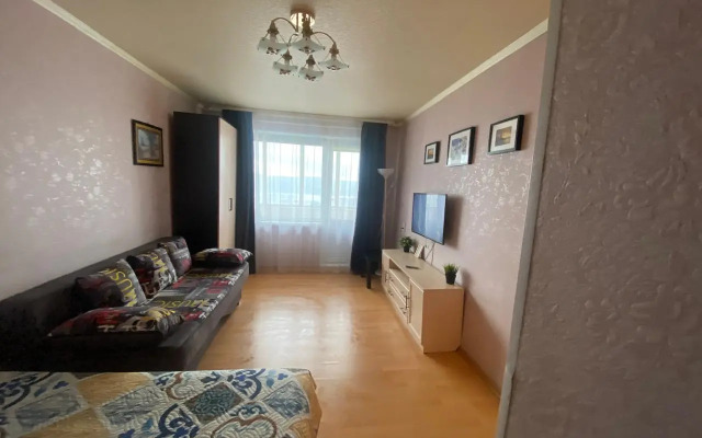 Апартаменты с 1 комнатой недалеко от центра города (Квартира51)