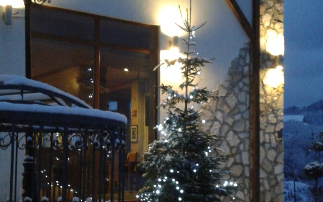 Devochkin Most Guest House