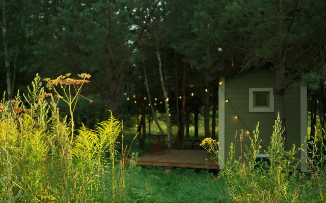 Glamping Dacha Khvoya