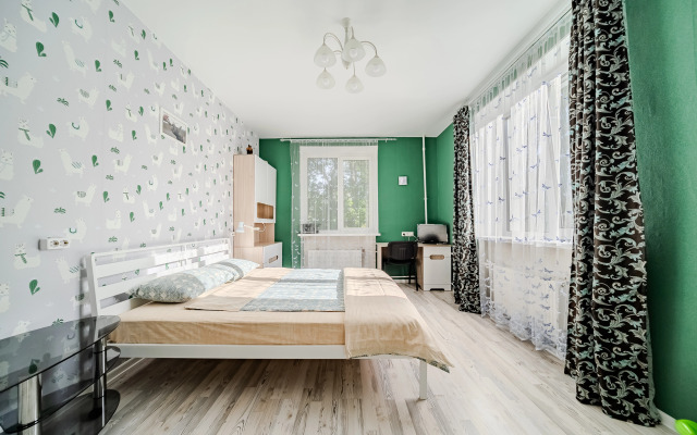 U Metro Akademicheskaya Dvukhkomnatnaya Flat