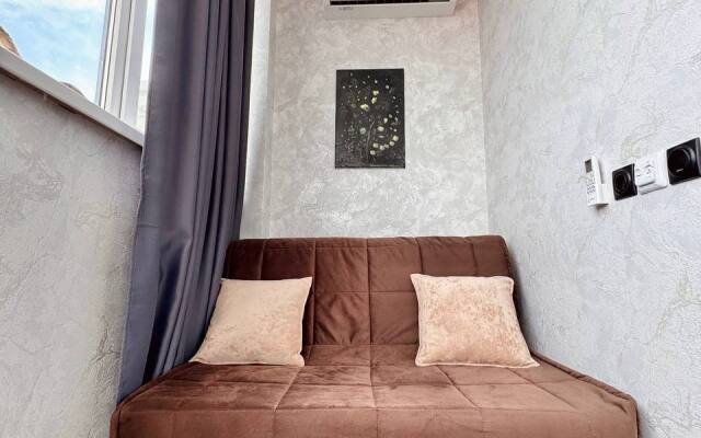 Semeynie s krasivim vidom nedaleko ot parka Galitskogo Apartments