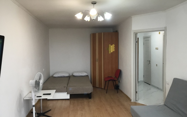Odnokomnatnaya Na Lavrentyeva 14a Flat