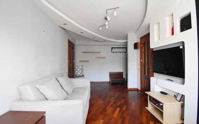 Квартира Просторная 6